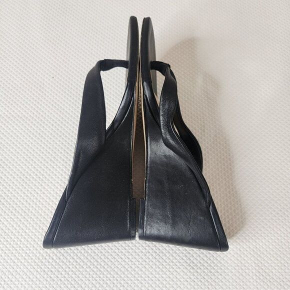 Bleecker and Bond Zetta Wedge Sandal Womens Size 8 Black Leather - Picture 9 of 13